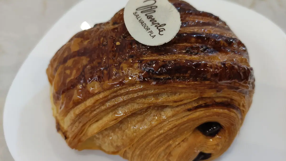 Asian Bakery bakes